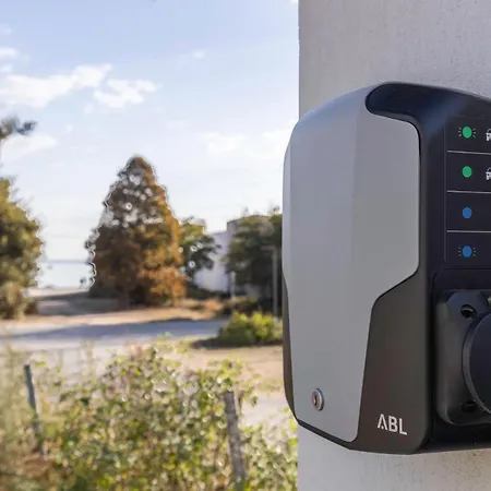 Elisavet Nuevo & Σκάλα Ποταμιάς