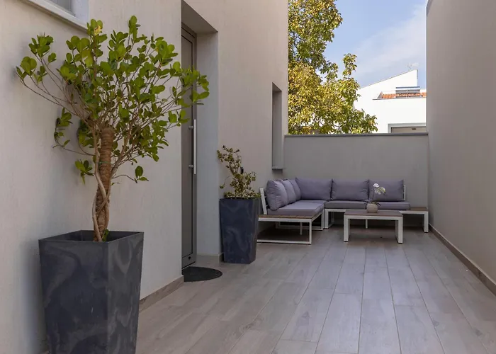 Elisavet Nuevo Studios&suites